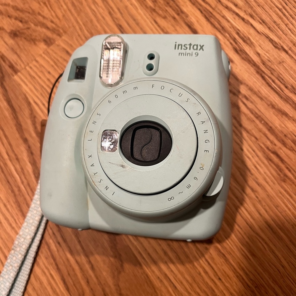 Instax Mini 9 Polaroid Camera